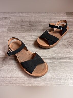 Soda toddler girls black sandals